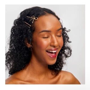 Kitsch Metal Hair Bobby Pins, 8 Count Barrettes for Women, Enamel Puffy Bow new